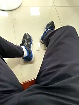 huzi518 online show from September 2025 07:21:02 AM