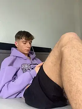 Snapshot of MiguelRausch chatting on January 2025 02:35:02 PM MiguelRausch online show from January 2025 02:35:02 PM