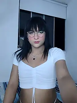 Kiitygirl online show from November 2025 02:01:02 AM