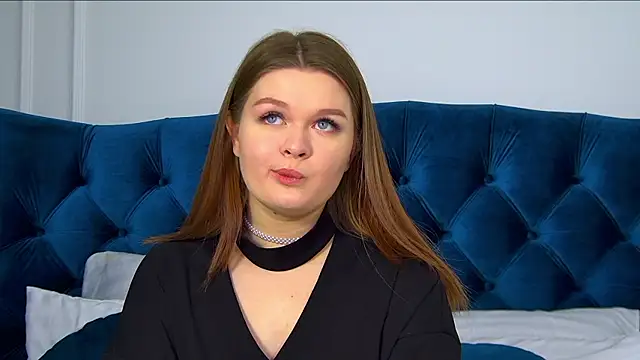 CrystalLyons online show from February 2025 06:21:01 AM