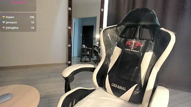 Lana Younes online show from March 2025 12:35:02 PM