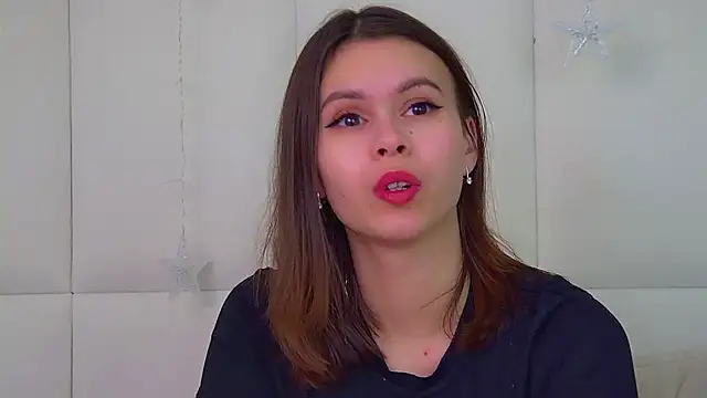 PollyLanders online show from December 2025 06:12:01 PM