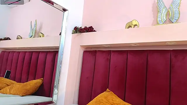 JESSYCORTES online show from February 2025 04:46:01 PM