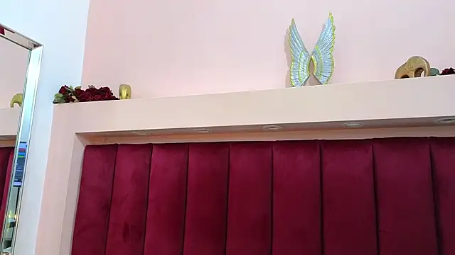 JESSYCORTES online show from March 2025 01:13:02 PM