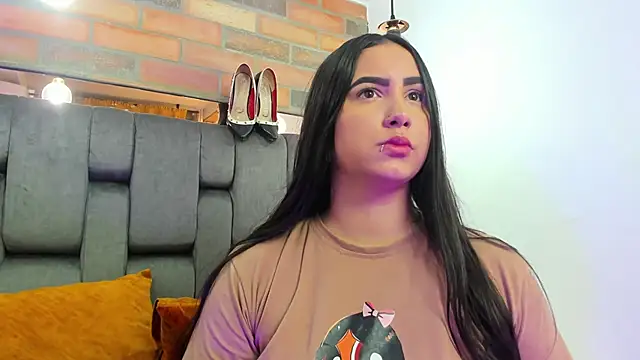 JESSYCORTES online show from September 2025 01:43:02 PM