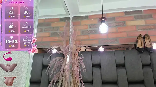 JESSYCORTES online show from February 2026 06:57:02 PM