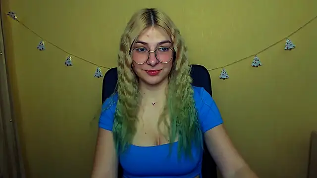 Luna Lush  online show from December 2024 08:23:02 AM