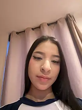 Snapshot of Sarah_cam06 chatting on July 2026 11:31:01 PM Sarah cam06 online show from July 2026 11:31:01 PM