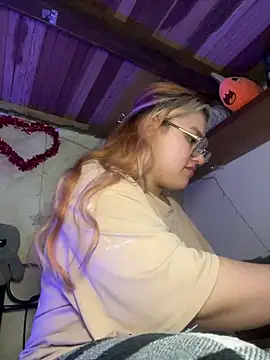 SophiaWeestt99 online show from March 2026 05:08:02 AM