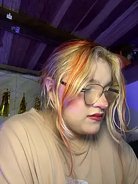 SophiaWeestt99 online show from April 2026 04:30:02 AM