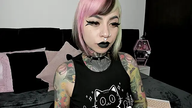 NikkiRamone online show from February 2025 02:34:01 AM