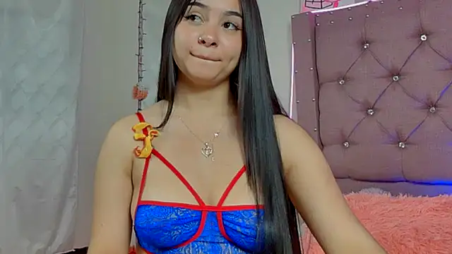 Anniecutte  online show from February 2025 02:37:01 PM