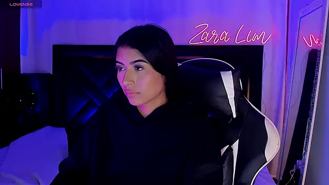 ZaraLim online show from November 2025 02:17:02 AM