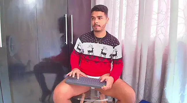 thiagowes online show from December 2024 07:00:01 PM