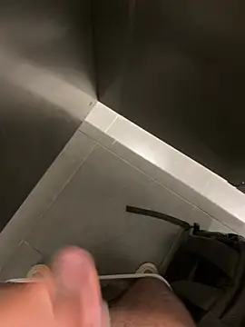 thiagowes online show from April 2026 07:52:01 PM