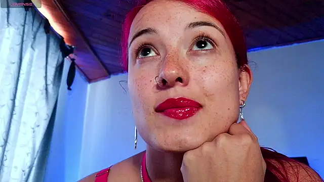 luccycollins  online show from April 2026 03:13:01 PM