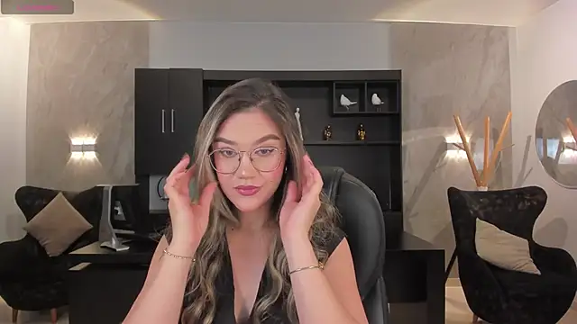 RebeccaHudson online show from February 2025 03:18:02 AM