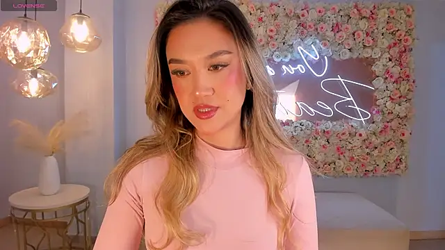 RebeccaHudson online show from October 2025 06:53:01 PM