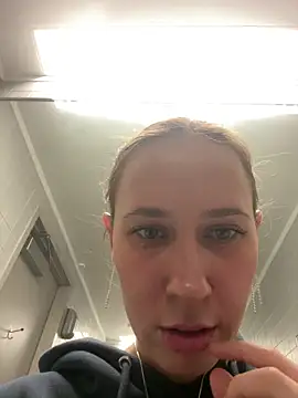 M1ssyk1ssy online show from January 2025 03:40:02 PM