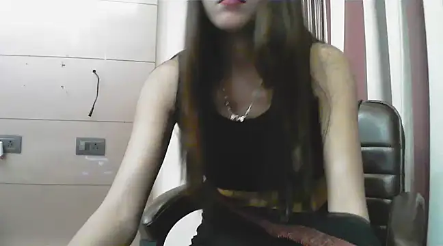 collage hoty online show from March 2025 04:45:02 PM