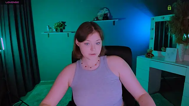 nikole kitt online show from September 2025 07:16:01 PM