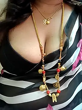 gaurika18 online show from March 2025 11:47:02 AM