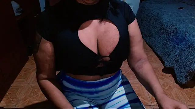 Demion prince online show from February 2025 10:33:01 PM