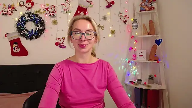 Snapshot of VasilisaSii chatting on December 2024 09:37:02 AM VasilisaSii online show from December 2024 09:37:02 AM