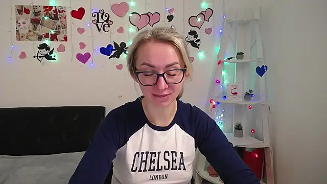 Snapshot of VasilisaSii chatting on January 2025 09:13:02 AM VasilisaSii online show from January 2025 09:13:02 AM