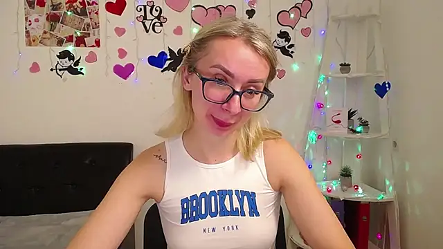 Snapshot of VasilisaSii chatting on January 2025 12:52:01 PM VasilisaSii online show from January 2025 12:52:01 PM