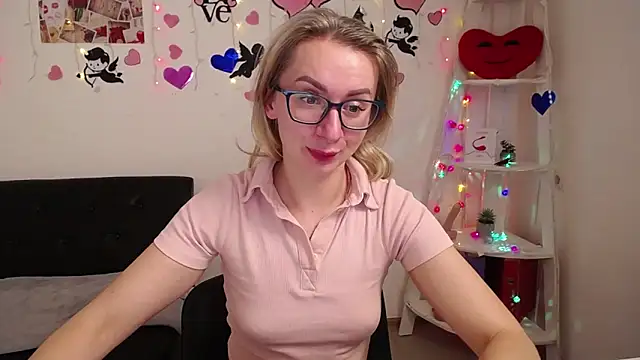 Snapshot of VasilisaSii chatting on February 2025 12:27:02 PM VasilisaSii online show from February 2025 12:27:02 PM