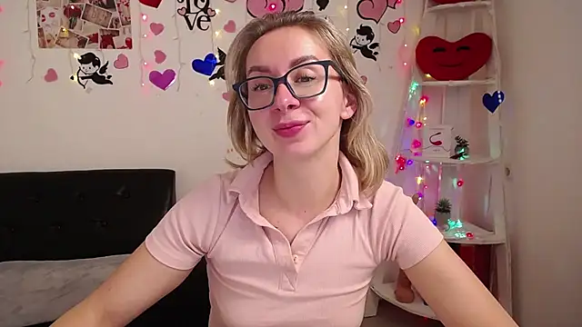 Snapshot of VasilisaSii chatting on February 2025 03:31:02 PM VasilisaSii online show from February 2025 03:31:02 PM