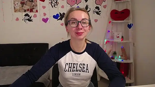 Snapshot of VasilisaSii chatting on February 2025 02:15:02 PM VasilisaSii online show from February 2025 02:15:02 PM