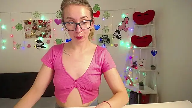 Snapshot of VasilisaSii chatting on March 2025 12:13:02 PM VasilisaSii online show from March 2025 12:13:02 PM