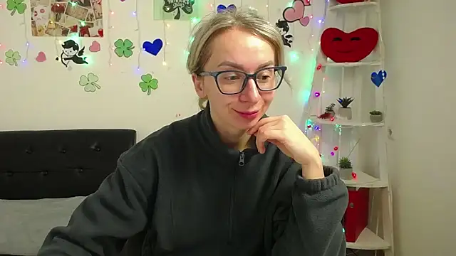 Snapshot of VasilisaSii chatting on March 2025 06:00:02 AM VasilisaSii online show from March 2025 06:00:02 AM