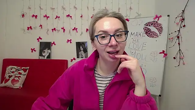 Snapshot of VasilisaSii chatting on February 2026 06:10:02 AM VasilisaSii online show from February 2026 06:10:02 AM