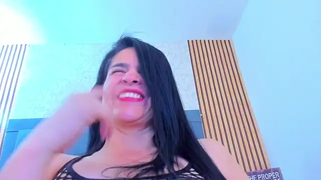 candela collinss online show from December 2024 12:11:02 PM