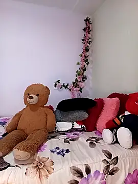 Snapshot of kymmgolden chatting on February 2026 12:39:02 PM kymmgolden online show from February 2026 12:39:02 PM