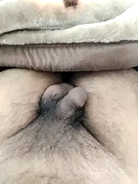 Snapshot of luckylads0037 chatting on December 2025 07:25:02 AM luckylads0037 online show from December 2025 07:25:02 AM