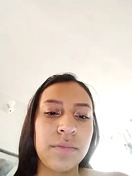 emma ambar online show from October 2025 05:55:02 PM