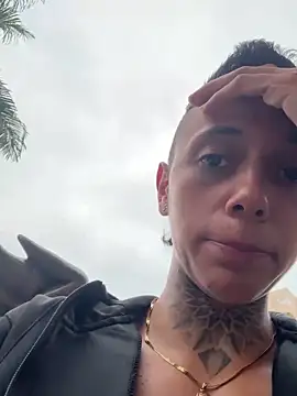 Snapshot of _PhillipBrown chatting on January 2025 03:24:01 PM PhillipBrown online show from January 2025 03:24:01 PM