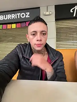 Snapshot of _PhillipBrown chatting on February 2025 01:11:02 PM PhillipBrown online show from February 2025 01:11:02 PM