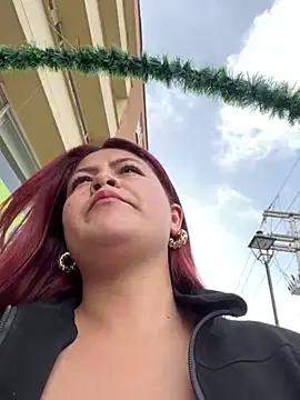 Snapshot of lia_moon77 chatting on December 2024 07:37:02 PM lia moon77 online show from December 2024 07:37:02 PM