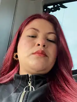 Snapshot of lia_moon77 chatting on January 2025 09:14:02 PM lia moon77 online show from January 2025 09:14:02 PM