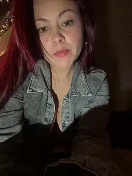 Snapshot of lia_moon77 chatting on January 2025 11:24:01 PM lia moon77 online show from January 2025 11:24:01 PM