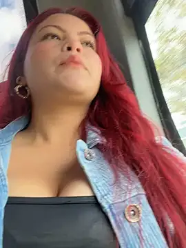 Snapshot of lia_moon77 chatting on January 2025 07:18:01 PM lia moon77 online show from January 2025 07:18:01 PM