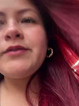 Snapshot of lia_moon77 chatting on February 2025 10:43:02 PM lia moon77 online show from February 2025 10:43:02 PM