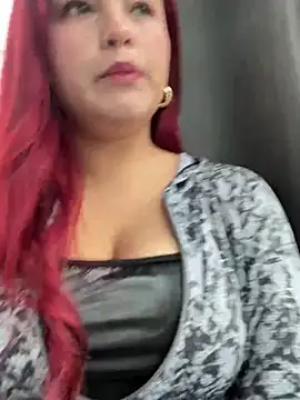 Snapshot of lia_moon77 chatting on February 2025 08:24:01 PM lia moon77 online show from February 2025 08:24:01 PM