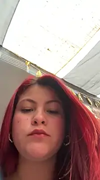 Snapshot of lia_moon77 chatting on February 2025 10:25:02 PM lia moon77 online show from February 2025 10:25:02 PM