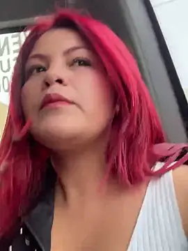 Snapshot of lia_moon77 chatting on March 2025 09:15:01 PM lia moon77 online show from March 2025 09:15:01 PM